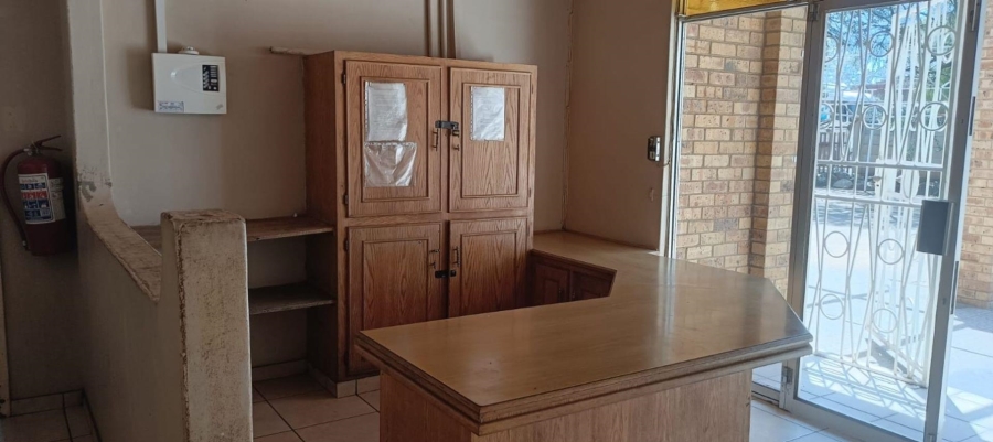 To Let commercial Property for Rent in Klerksdorp Industrial North West